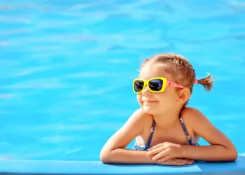 Çocuk Güneş Gözlüğü Alırken Nelere Dikkat Edilmeli?