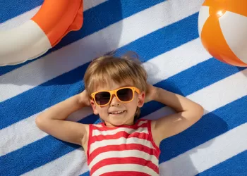 Erkek Çocuk Güneş Gözlüğü